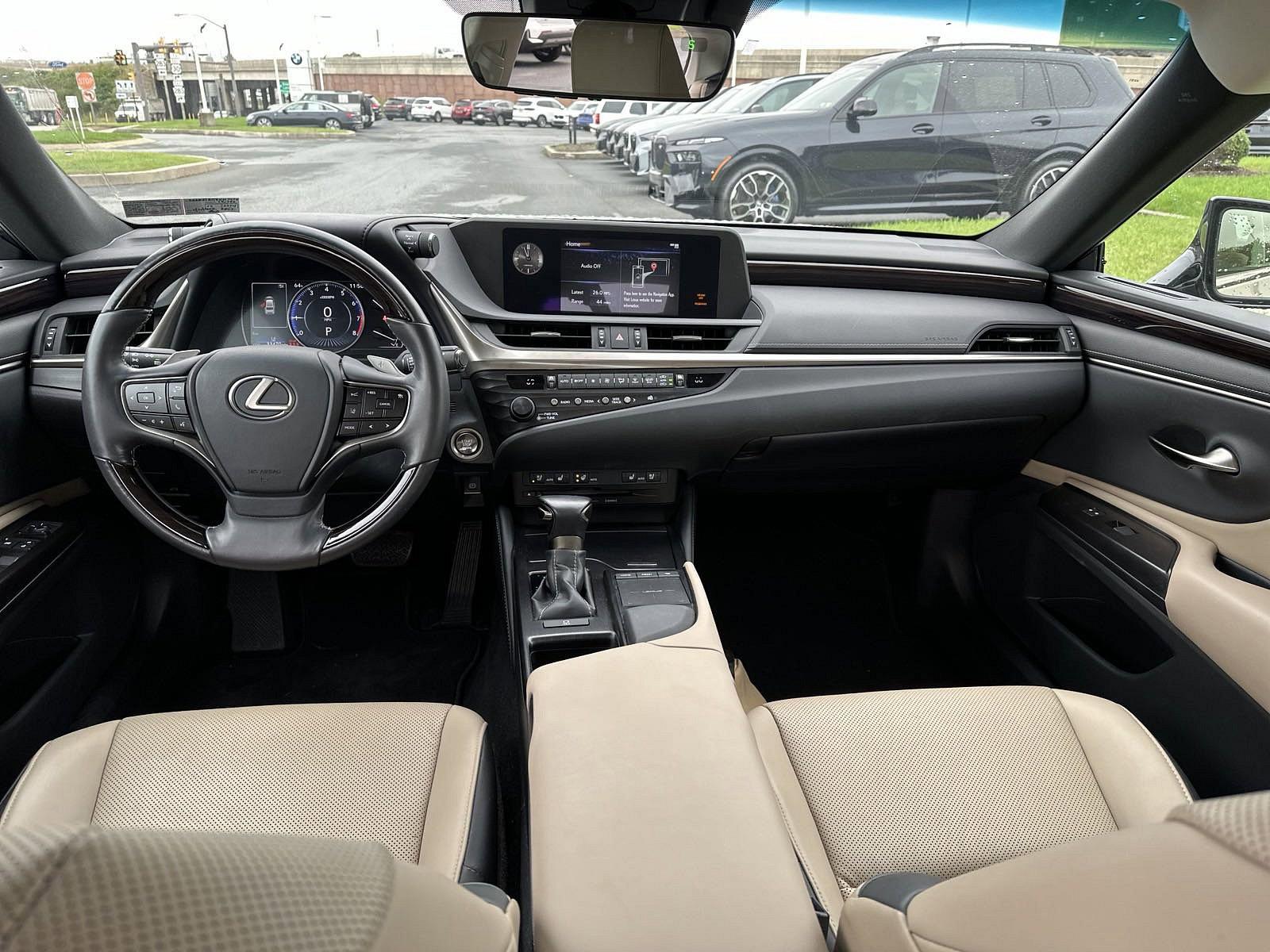 2019 Lexus ES 350 Vehicle Photo in Lancaster, PA 17601