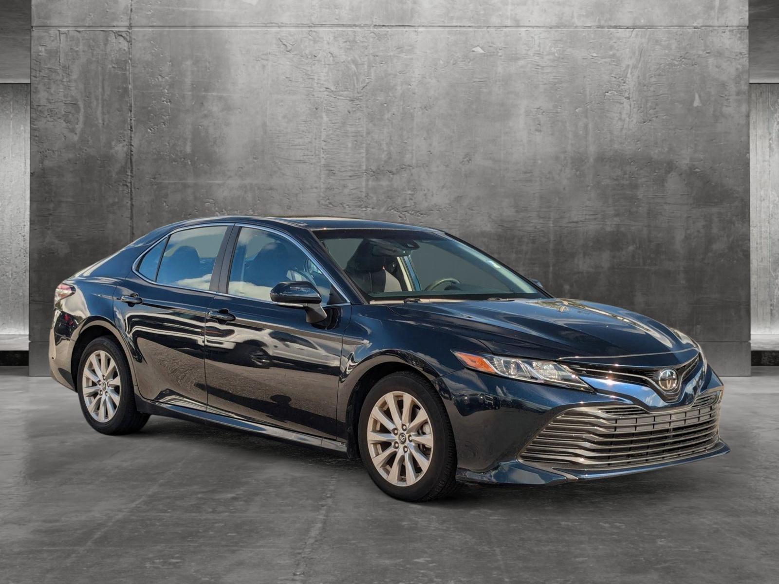 2018 Toyota Camry Vehicle Photo in St. Petersburg, FL 33713