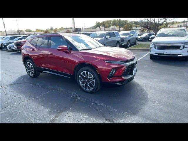 Used 2024 Chevrolet Blazer RS with VIN 3GNKBKRS2RS120253 for sale in Fenton, MO