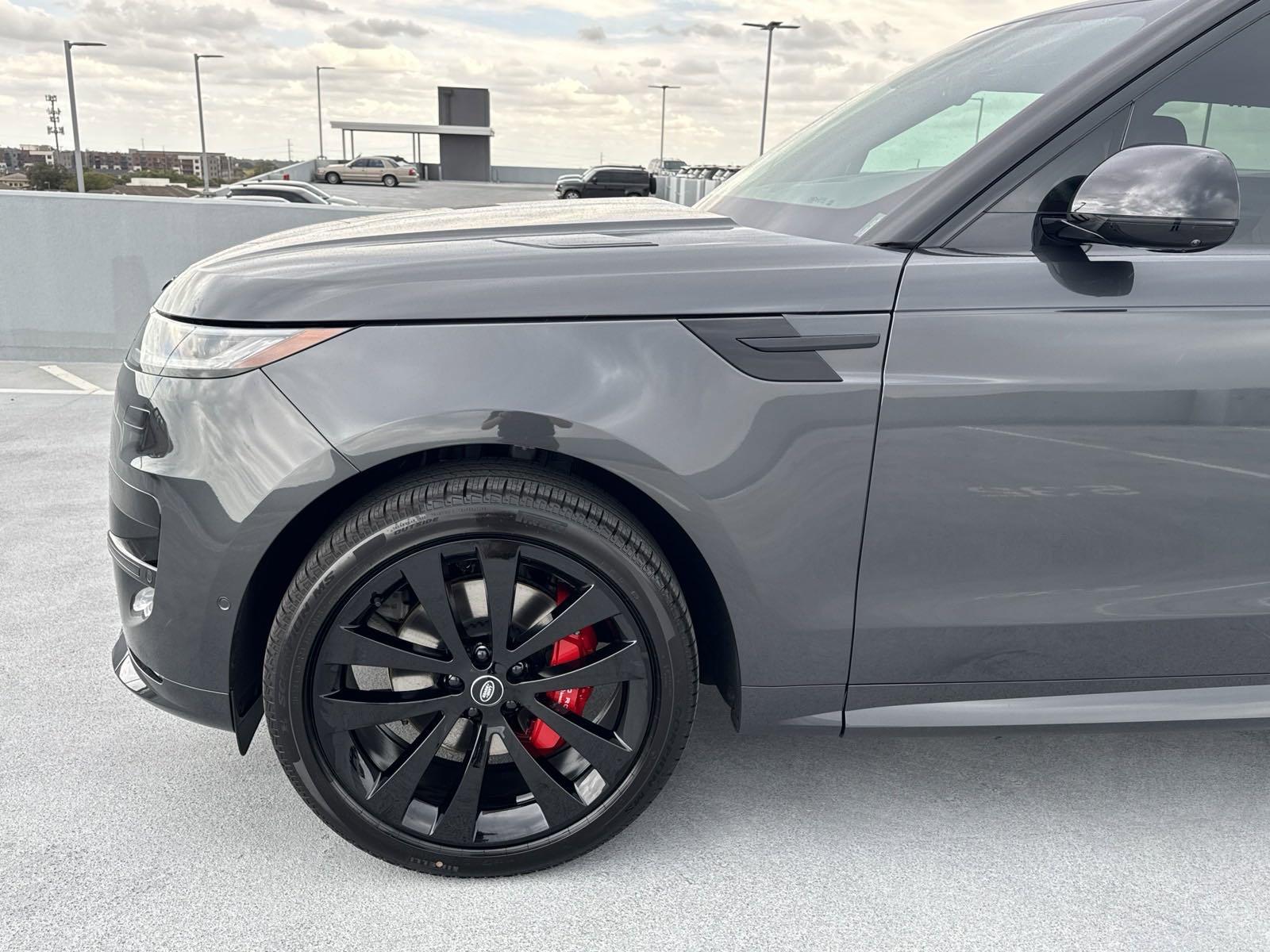 2025 Range Rover Sport Vehicle Photo in AUSTIN, TX 78717