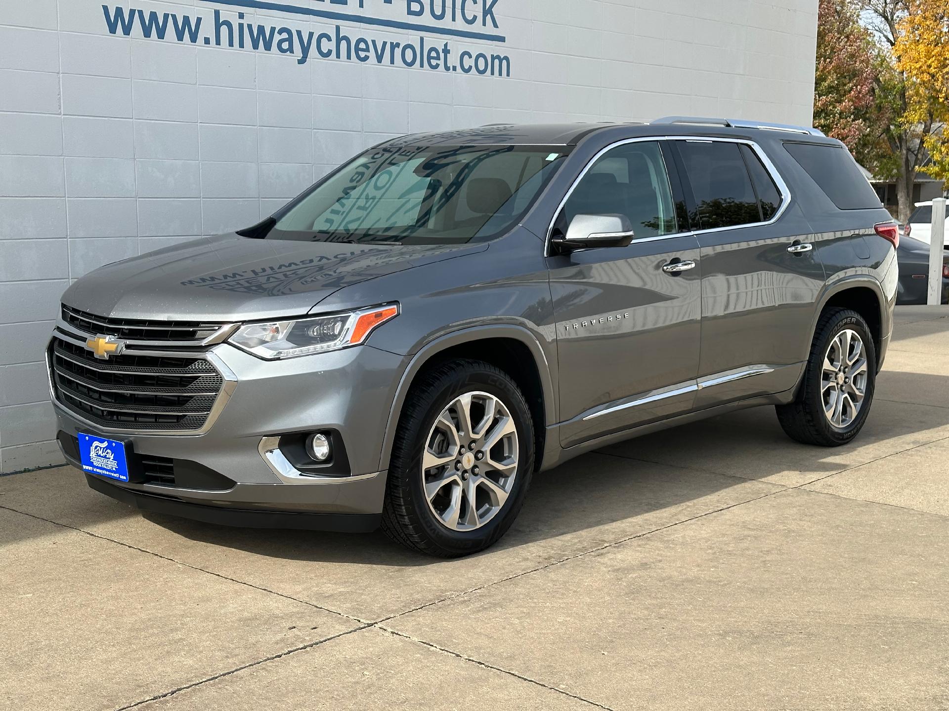 Used 2018 Chevrolet Traverse Premier with VIN 1GNEVJKW6JJ183194 for sale in Rock Valley, IA