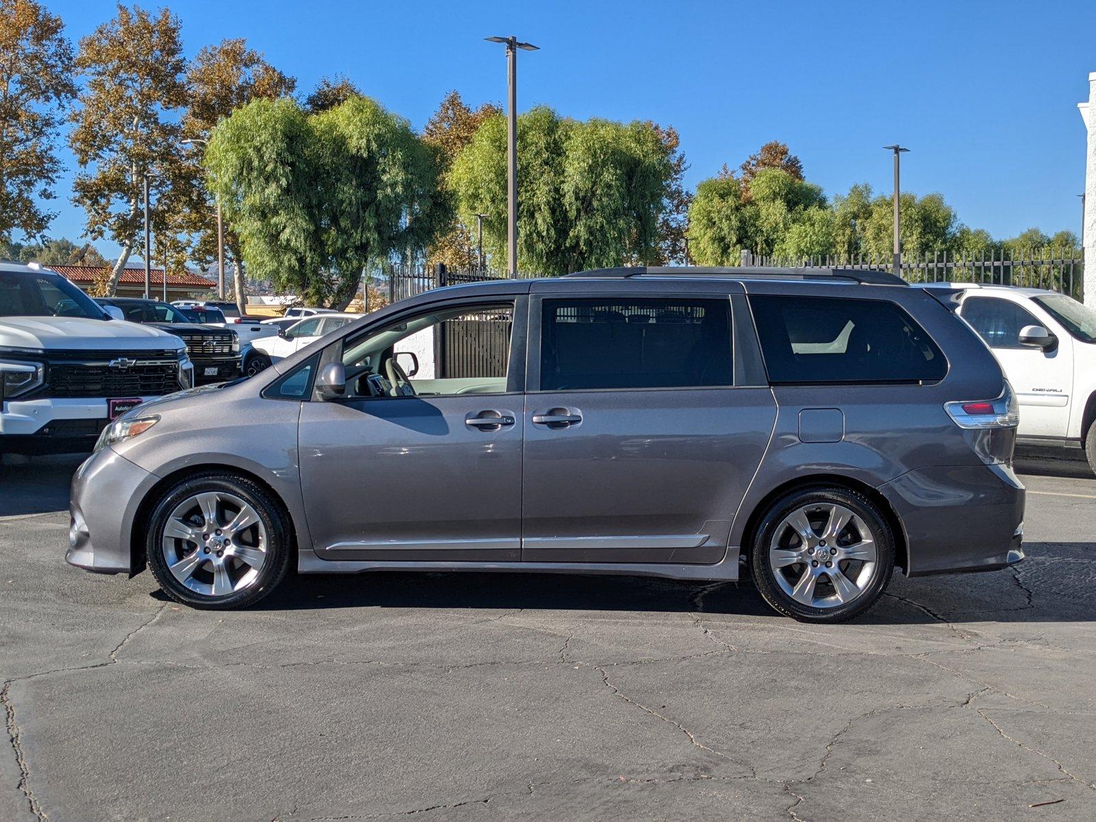 2012 Toyota Sienna Vehicle Photo in VALENCIA, CA 91355-1705