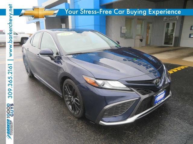 2021 Toyota Camry Vehicle Photo in BLOOMINGTON, IL 61704-7104