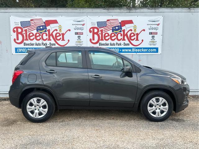 2019 Chevrolet Trax Vehicle Photo in DUNN, NC 28334-8900