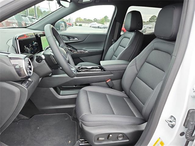 2025 Chevrolet Equinox Vehicle Photo in BERLIN, MD 21811-1121