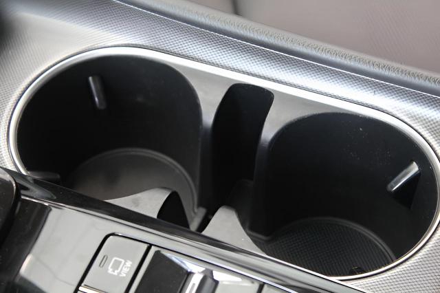 2022 Hyundai SONATA Hybrid Vehicle Photo in Green Bay, WI 54304