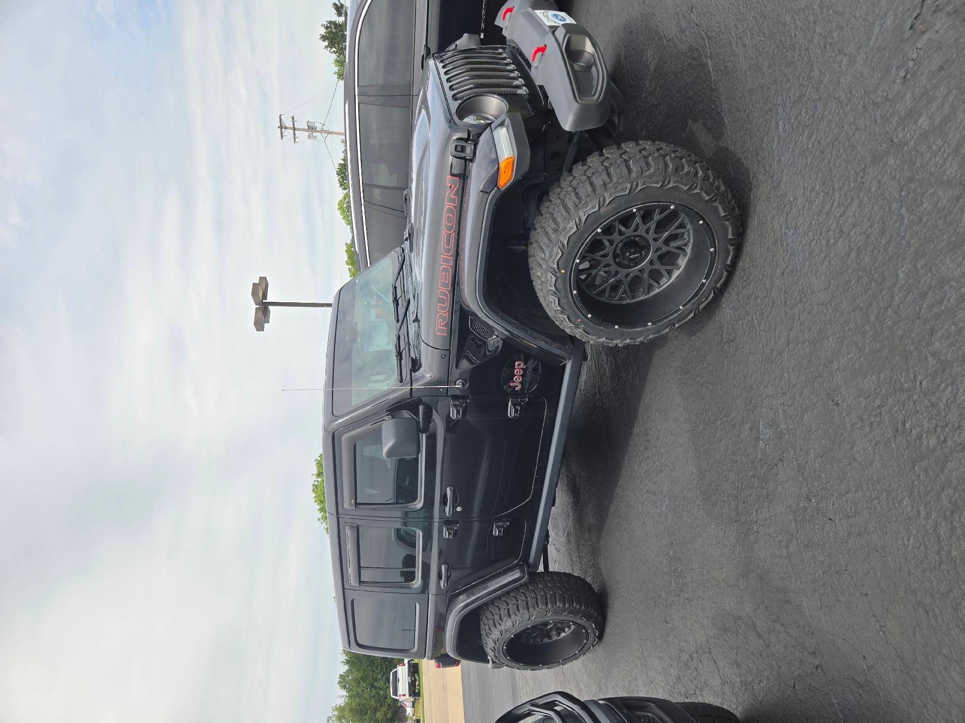 Used 2020 Jeep Wrangler Unlimited Rubicon with VIN 1C4JJXFM9LW235700 for sale in Kansas City