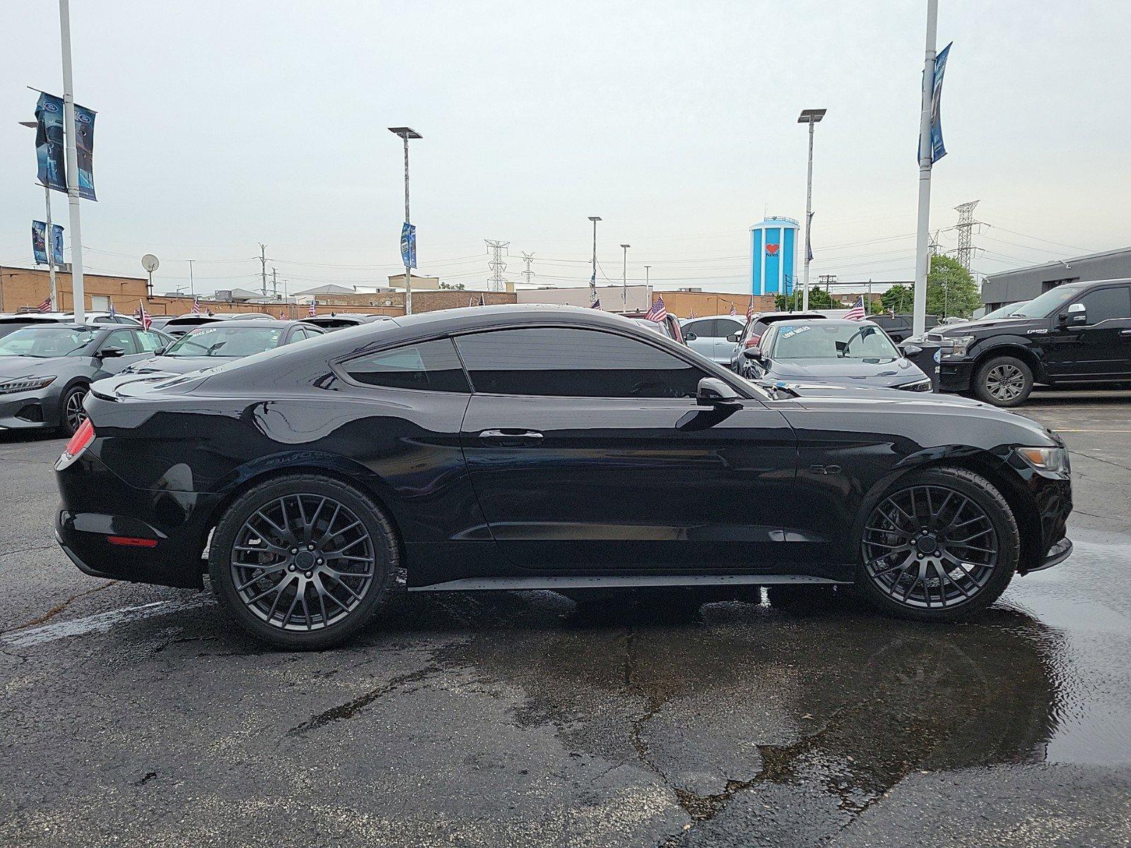 2017 Ford Mustang Vehicle Photo in Plainfield, IL 60586