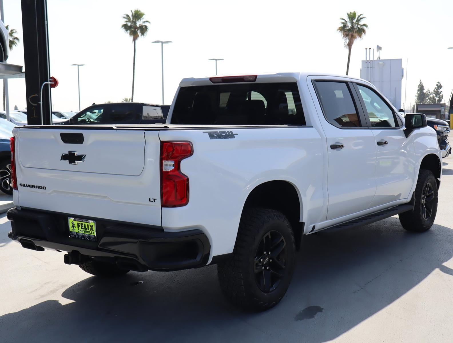 2024 Chevrolet Silverado 1500 Vehicle Photo in LOS ANGELES, CA 90007-3794