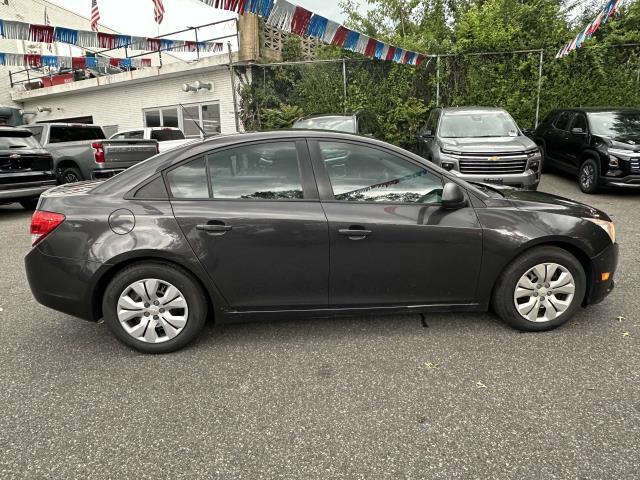 2014 Chevrolet Cruze Vehicle Photo in DOUGLASTON, NY 11362-1062