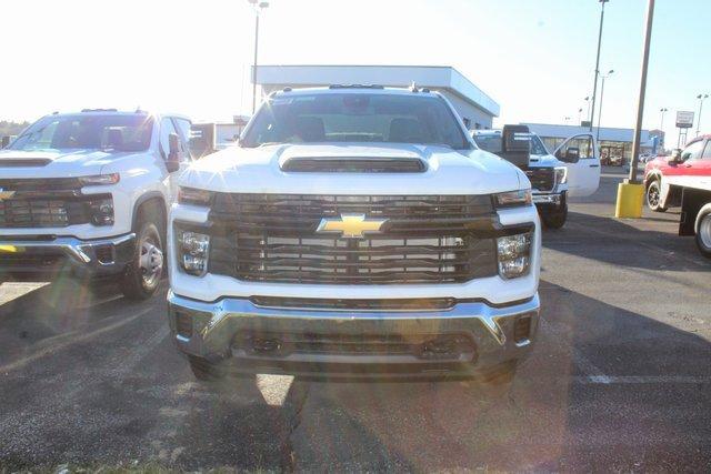 2024 Chevrolet Silverado 3500 HD Chassis Cab Vehicle Photo in SAINT CLAIRSVILLE, OH 43950-8512