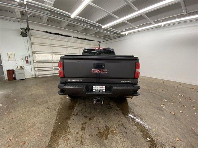 2015 GMC Sierra 2500HD available WiFi Vehicle Photo in PORTLAND, OR 97225-3518