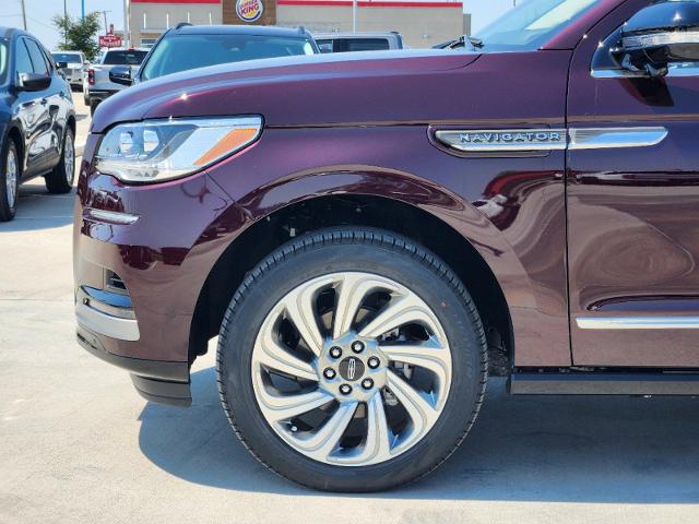 2024 Lincoln Navigator L Vehicle Photo in Stephenville, TX 76401-3713