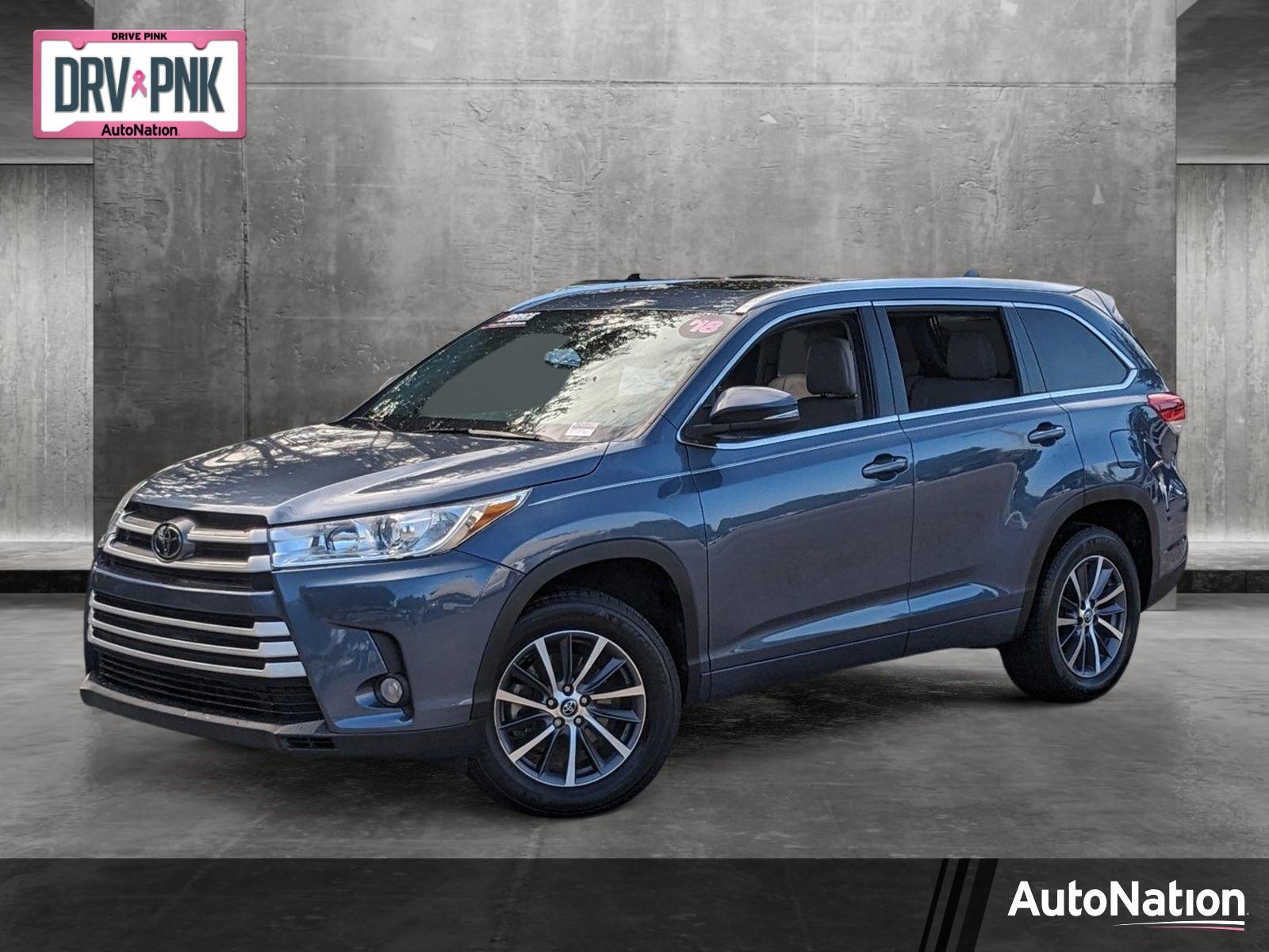 2018 Toyota Highlander Vehicle Photo in Tampa, FL 33614