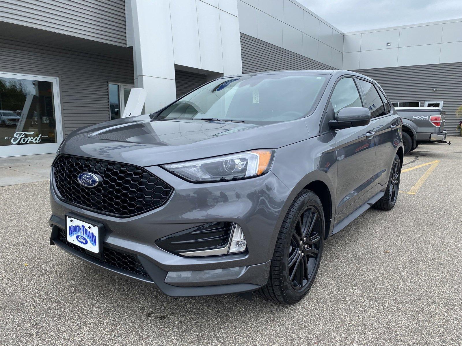 Used 2024 Ford Edge ST-Line with VIN 2FMPK4J9XRBA75423 for sale in Menomonie, WI