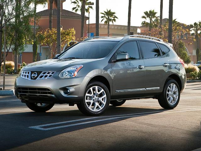 2013 Nissan Rogue Vehicle Photo in GRAND LEDGE, MI 48837-9199