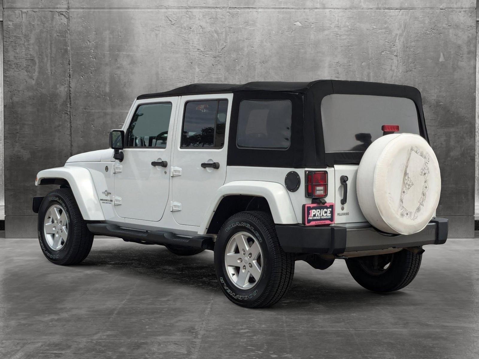 2014 Jeep Wrangler Unlimited Vehicle Photo in St. Petersburg, FL 33713