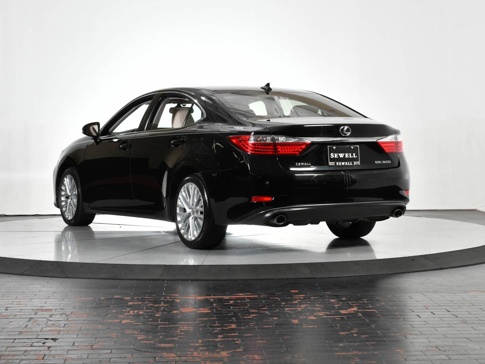 2013 Lexus ES 350 Vehicle Photo in DALLAS, TX 75235