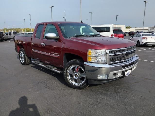 2013 Chevrolet Silverado 1500 Vehicle Photo in GREEN BAY, WI 54304-5303