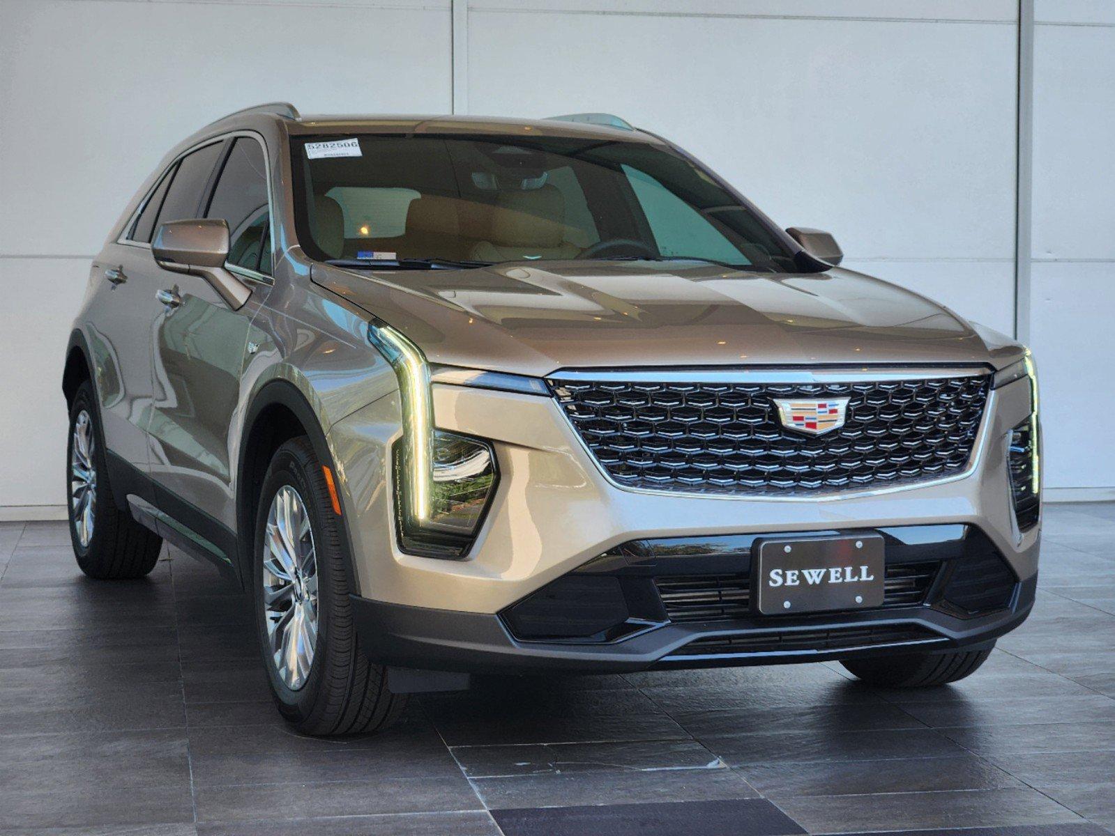 2024 Cadillac XT4 Vehicle Photo in HOUSTON, TX 77079-1502