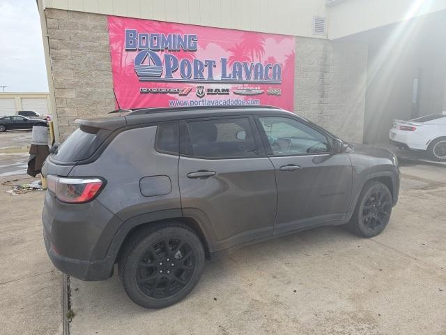 Used 2022 Jeep Compass Altitude with VIN 3C4NJCBB2NT198027 for sale in Port Lavaca, TX