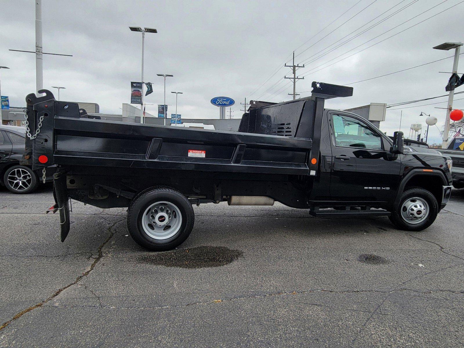 2022 GMC Sierra 3500 HD CC Vehicle Photo in Saint Charles, IL 60174