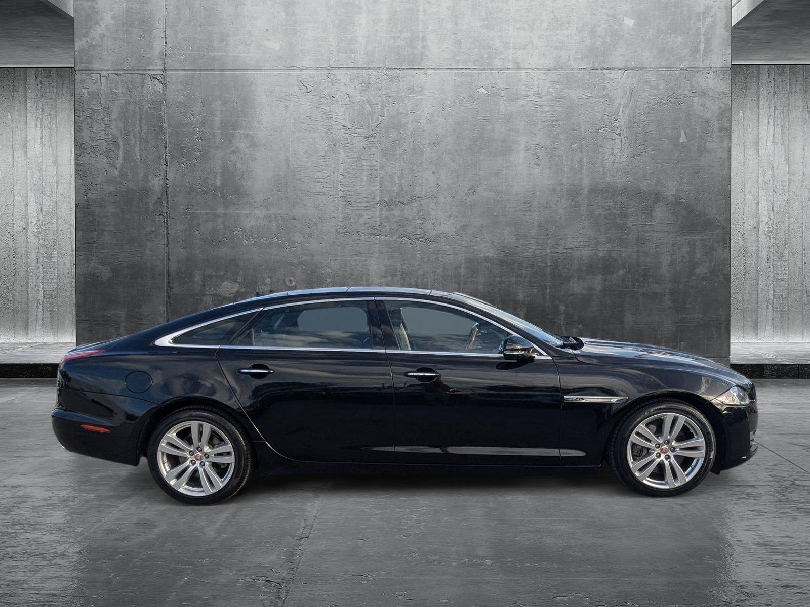 2016 Jaguar XJ Vehicle Photo in Delray Beach, FL 33444