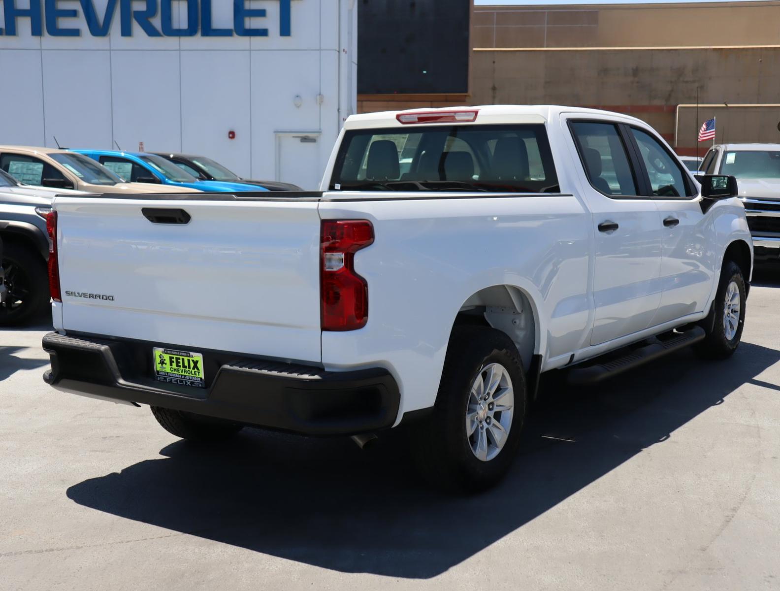 2024 Chevrolet Silverado 1500 Vehicle Photo in LOS ANGELES, CA 90007-3794