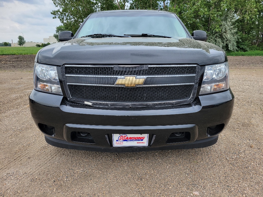 Used 2011 Chevrolet Suburban LS with VIN 1GNSKHE3XBR202404 for sale in Grafton, ND