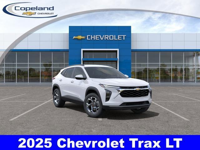 2025 Chevrolet Trax Vehicle Photo in BROCKTON, MA 02301-7113