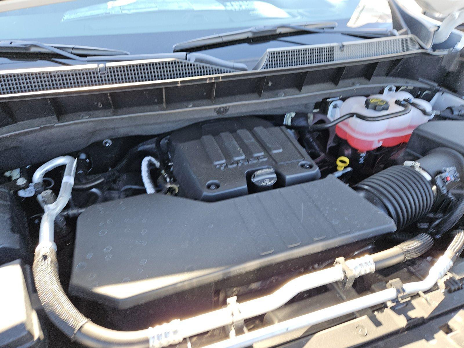 2024 Chevrolet Silverado 1500 Vehicle Photo in MESA, AZ 85206-4395