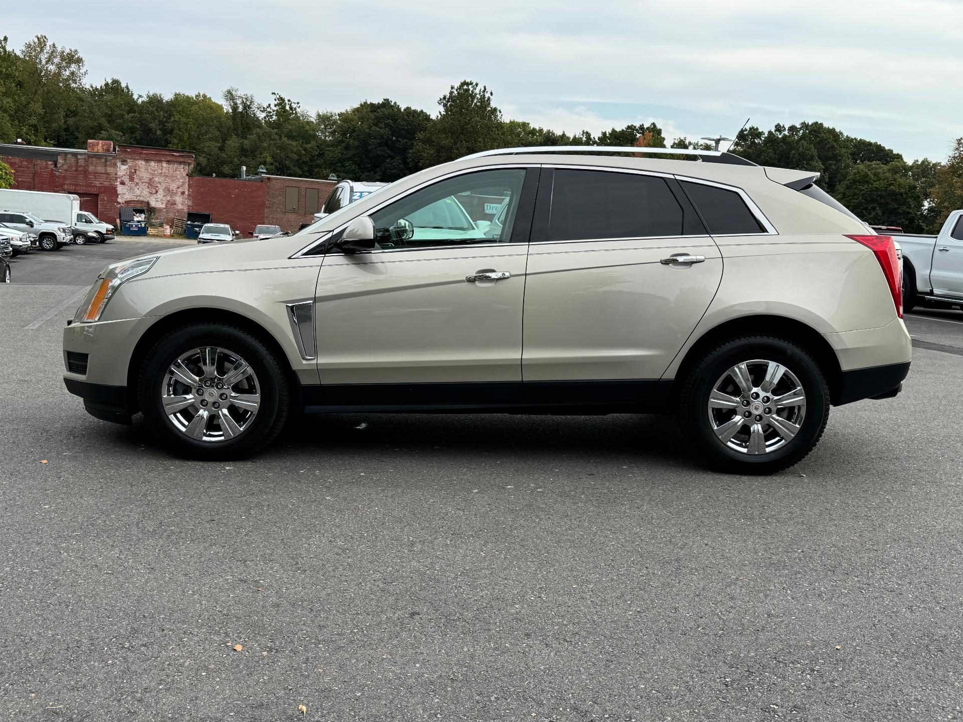 2016 Cadillac SRX Vehicle Photo in LEOMINSTER, MA 01453-2952