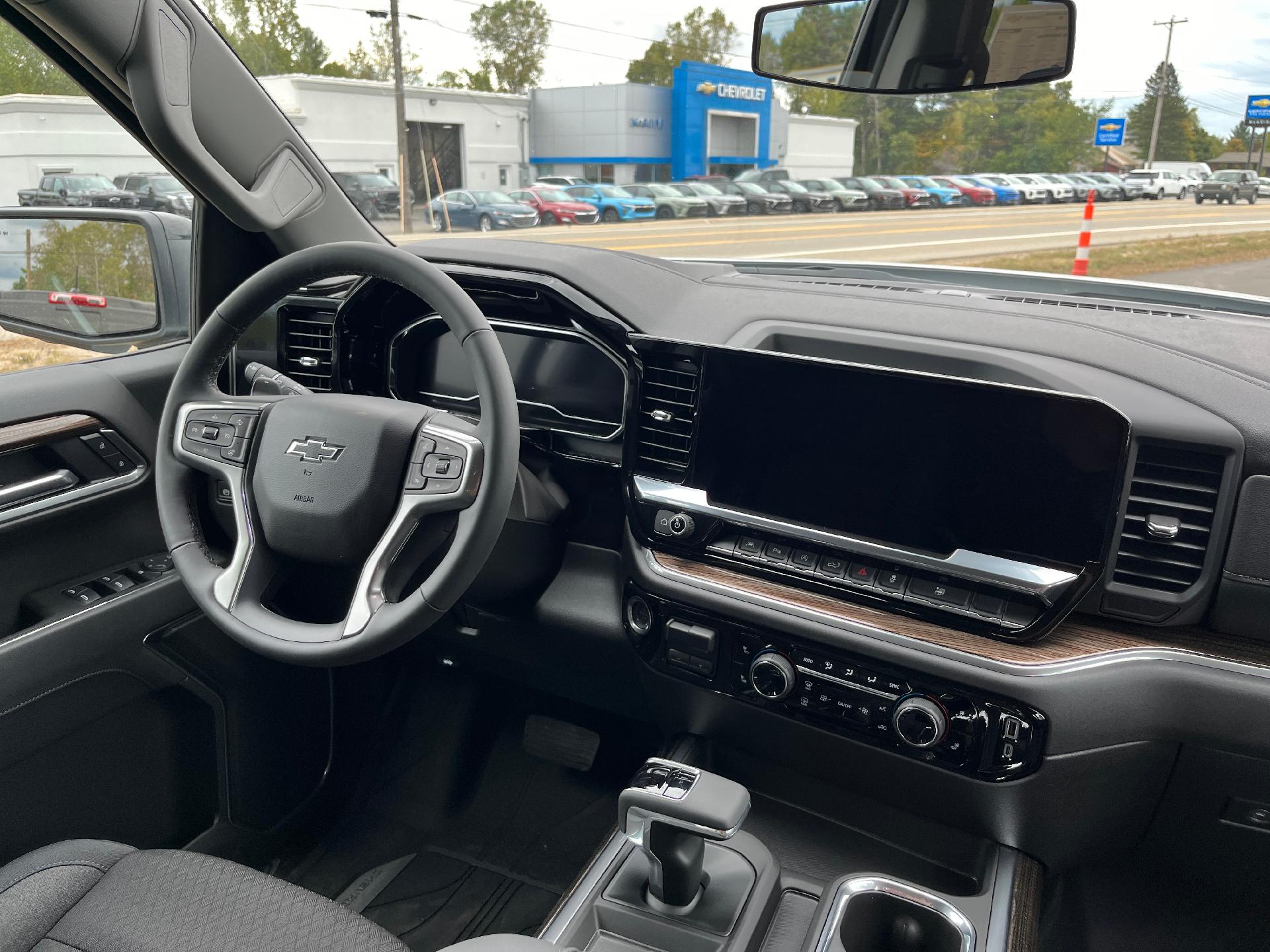 2025 Chevrolet Silverado 1500 Vehicle Photo in CLARE, MI 48617-9414