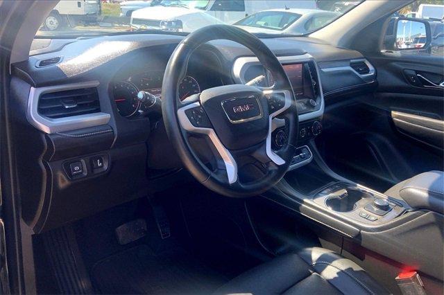 2023 GMC Acadia Vehicle Photo in TOPEKA, KS 66609-0000