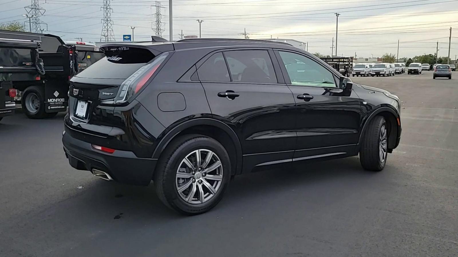 2023 Cadillac XT4 Vehicle Photo in Plainfield, IL 60586