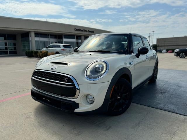 2016 MINI Cooper S Hardtop 4 Door Vehicle Photo in Grapevine, TX 76051