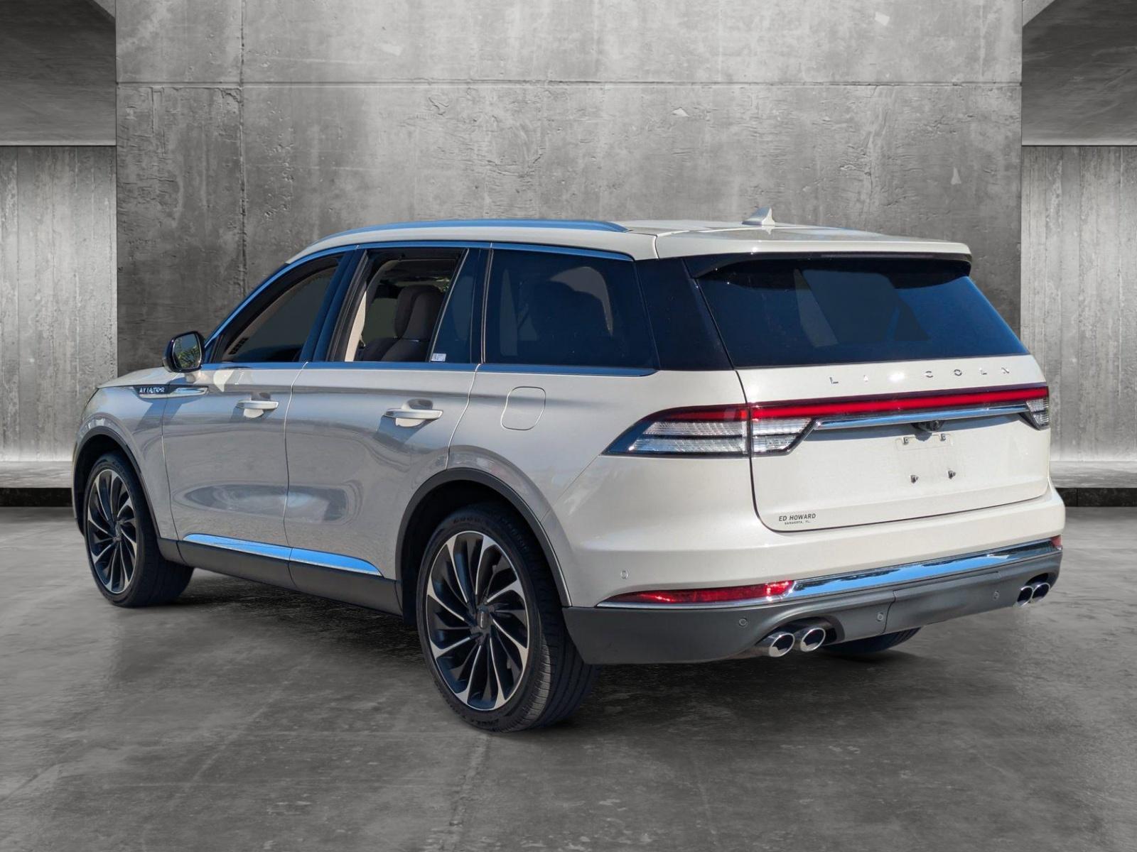 2020 Lincoln Aviator Vehicle Photo in Sarasota, FL 34231