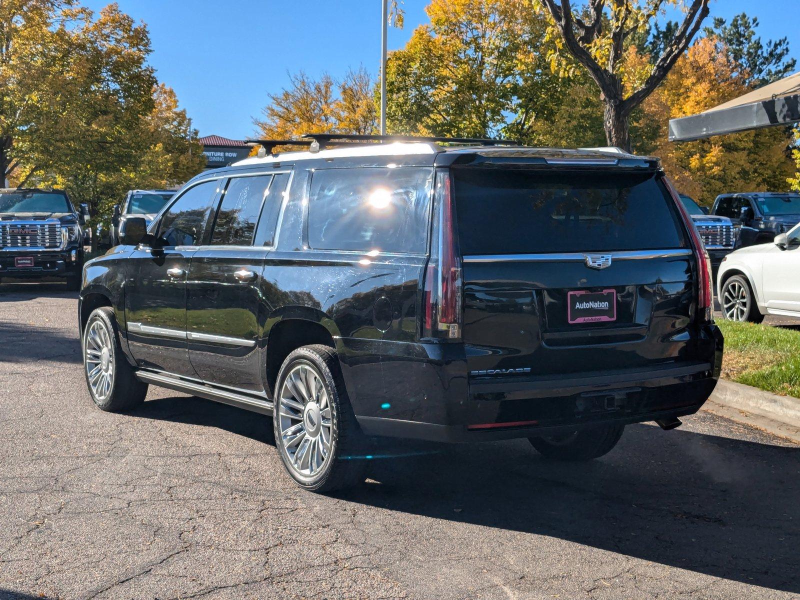 2018 Cadillac Escalade ESV Vehicle Photo in LONE TREE, CO 80124-2750