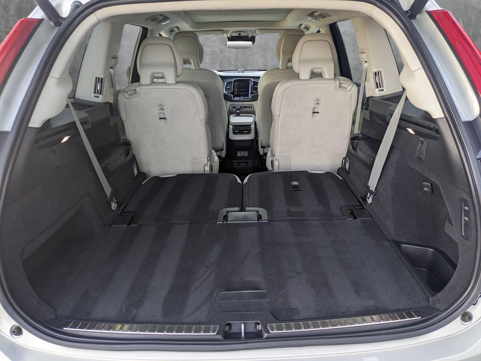 2022 Volvo XC90 Vehicle Photo in Tampa, FL 33614