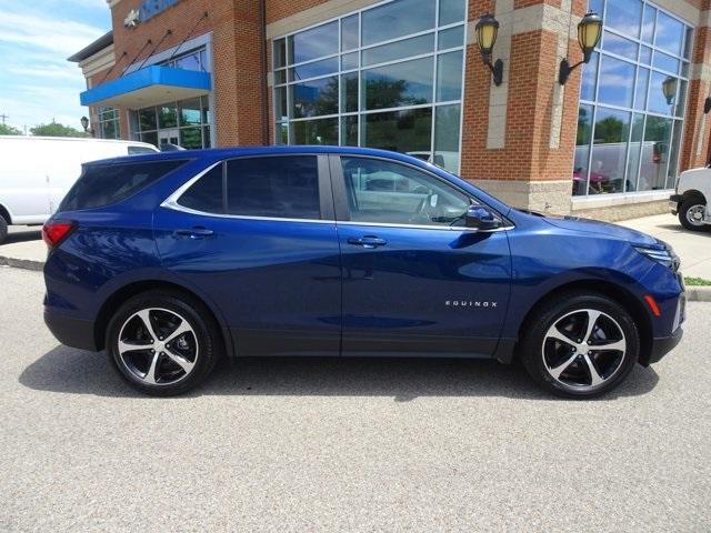 Certified 2022 Chevrolet Equinox LT with VIN 3GNAXUEV0NL275560 for sale in Montgomery, OH