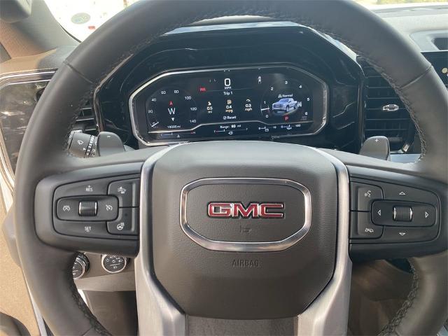 2023 GMC Sierra 1500 Vehicle Photo in GOODYEAR, AZ 85338-1310