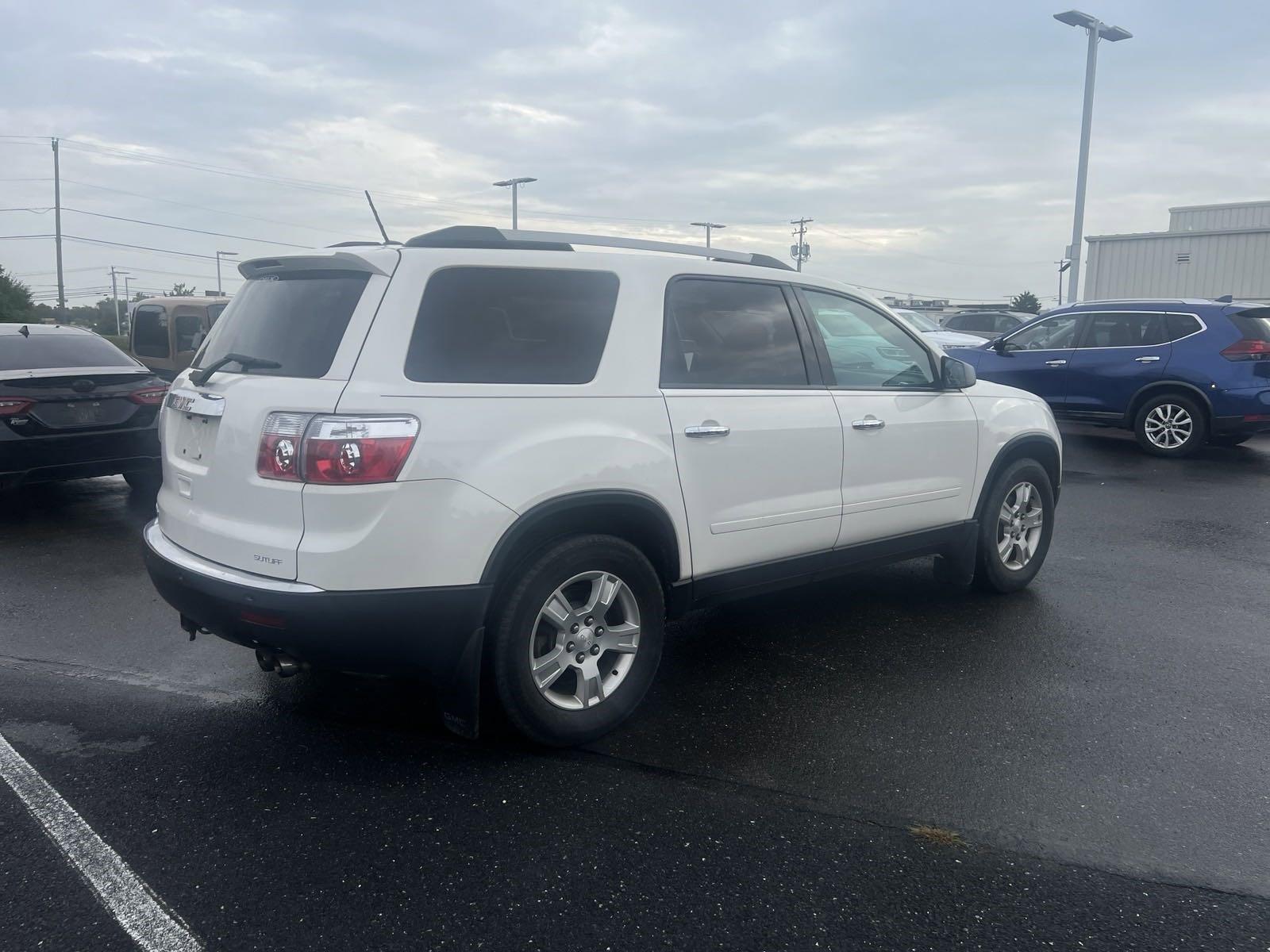 2011 GMC Acadia Vehicle Photo in Mechanicsburg, PA 17050-1707