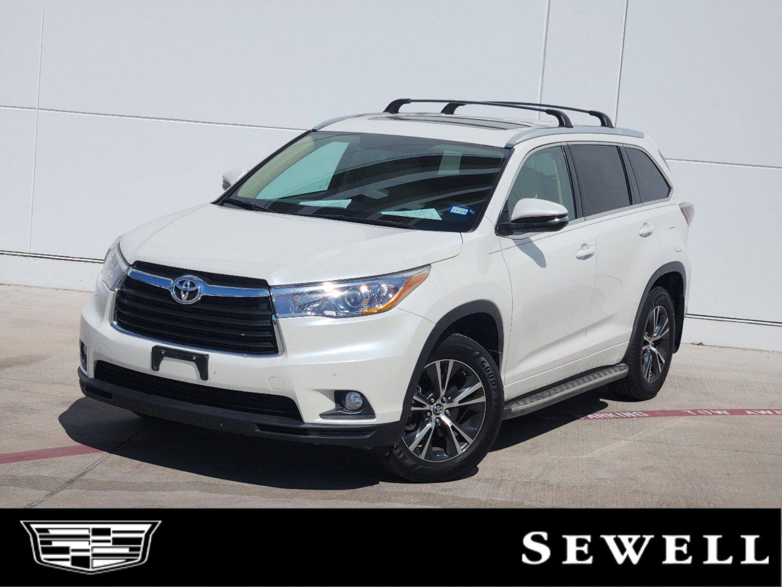 2016 Toyota Highlander Vehicle Photo in GRAPEVINE, TX 76051-8302