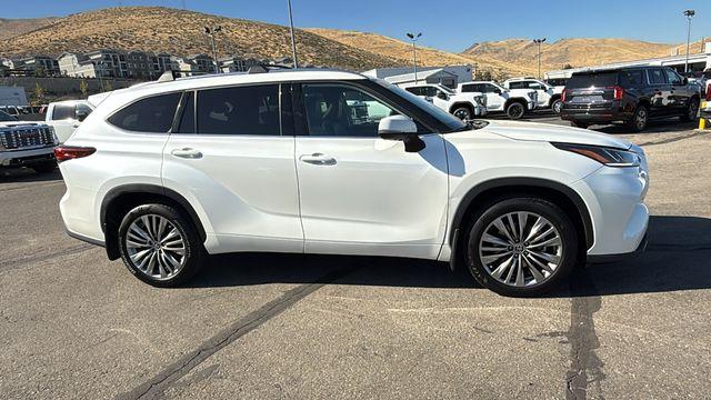 Used 2021 Toyota Highlander Platinum with VIN 5TDFZRBHXMS060247 for sale in Carson City, NV