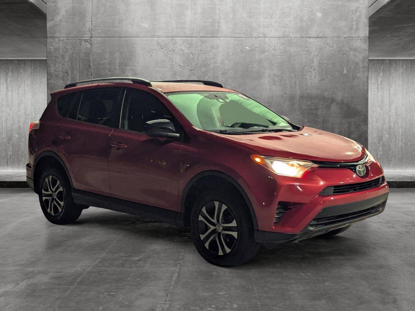 2017 Toyota RAV4 Vehicle Photo in Davie, FL 33331