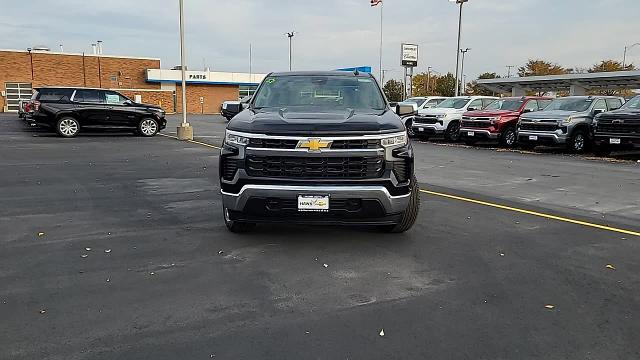 2024 Chevrolet Silverado 1500 Vehicle Photo in JOLIET, IL 60435-8135