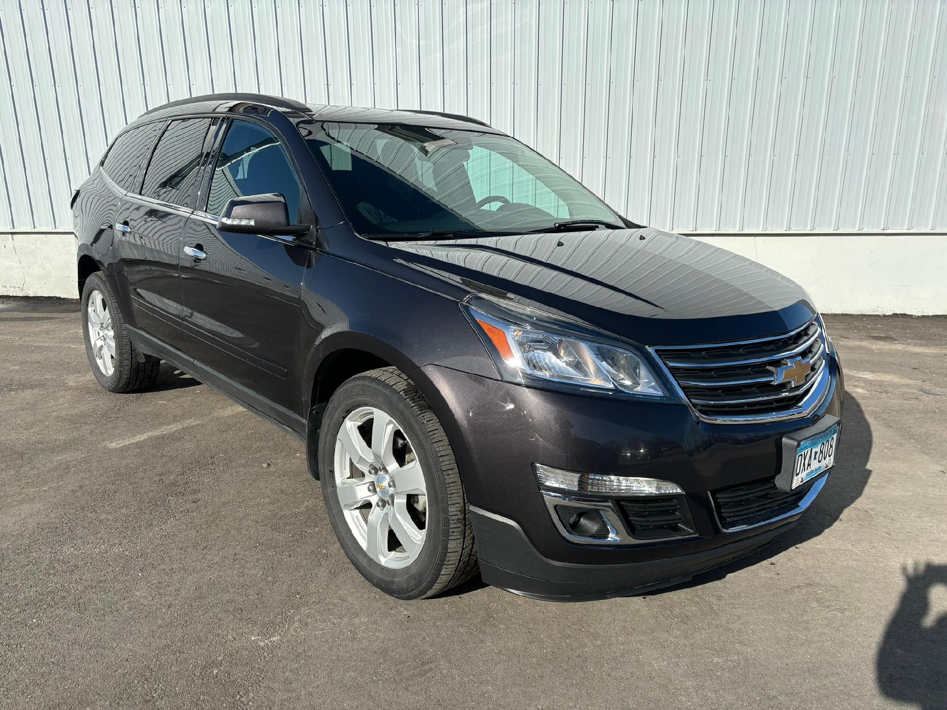 Used 2016 Chevrolet Traverse 1LT with VIN 1GNKVGKD1GJ117083 for sale in Red Lake Falls, Minnesota