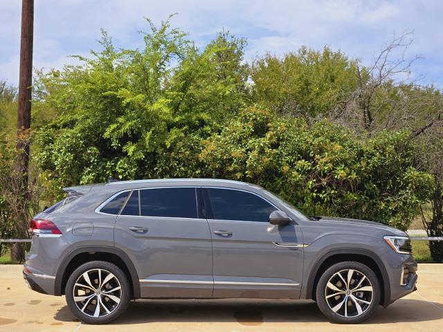 2024 Volkswagen Atlas Cross Sport Vehicle Photo in Weatherford, TX 76087