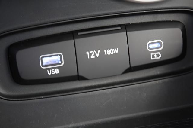 2023 Hyundai VENUE Vehicle Photo in Green Bay, WI 54304