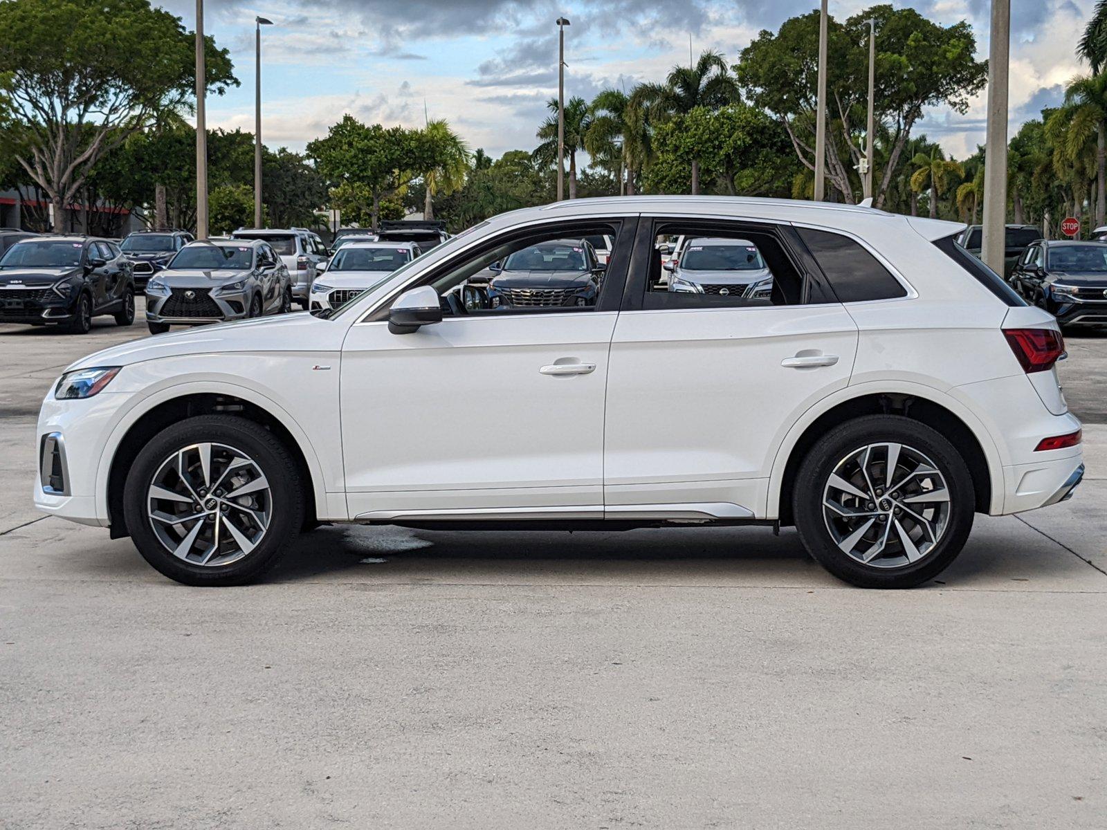 2023 Audi Q5 Vehicle Photo in Davie, FL 33331